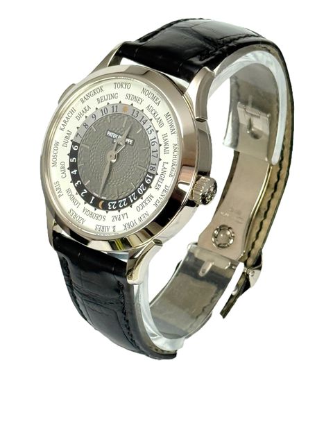 Patek Philippe World Time 5230G-014 Image 2